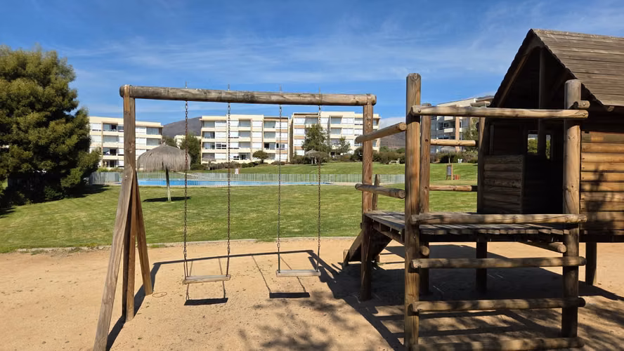 DEPARTAMENTO EN VENTA, PAPUDO,  3 DORMITORIOS Y 2 BAÑOS,  ESTACIONAMIENTO Y BODEGA