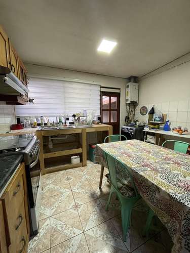 SE VENDE CASA