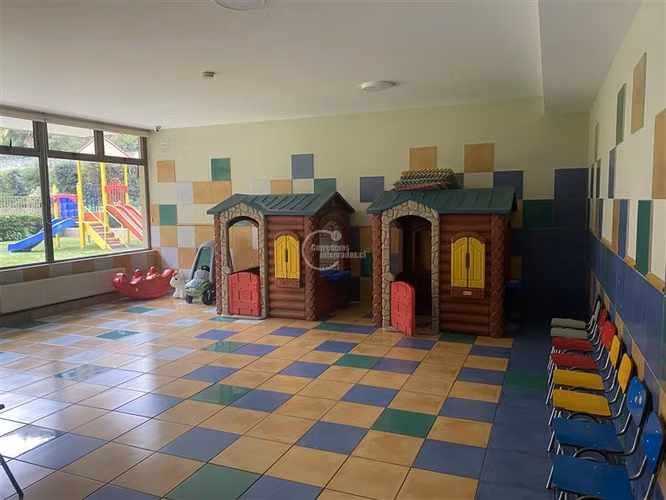 Depto. en venta de 3 dorm. Metro Manquehue y Escuela Militar