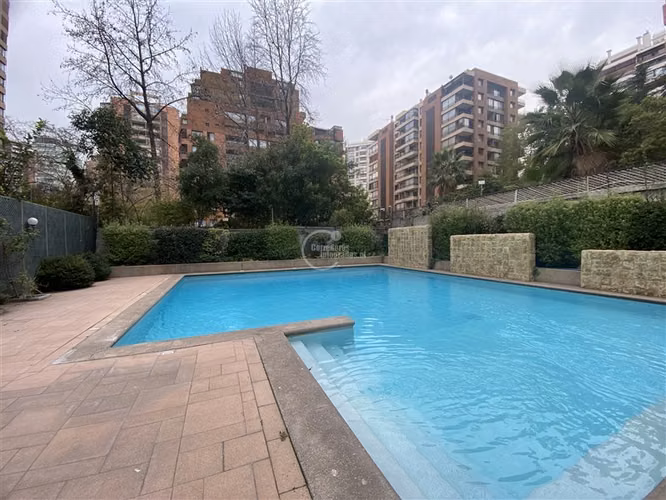 Depto. en venta de 3 dorm. Metro Manquehue y Escuela Militar
