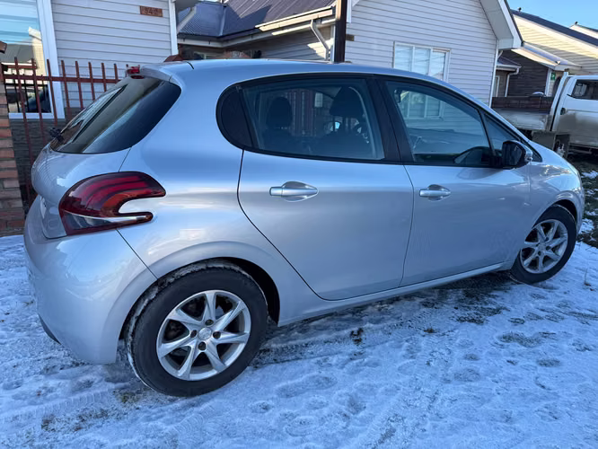 PEUGEOT 208 /2017 DIESEL