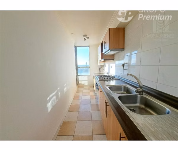 Amplio departamento en venta 3 dorm. 2 baños en Los Angeles