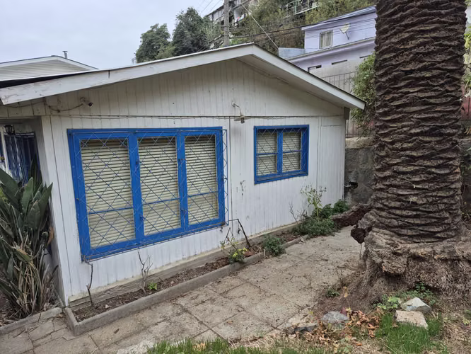 VENDE CASA PARA INVERSION EN CHORRILLOS BAJO VIÑA DEL MAR