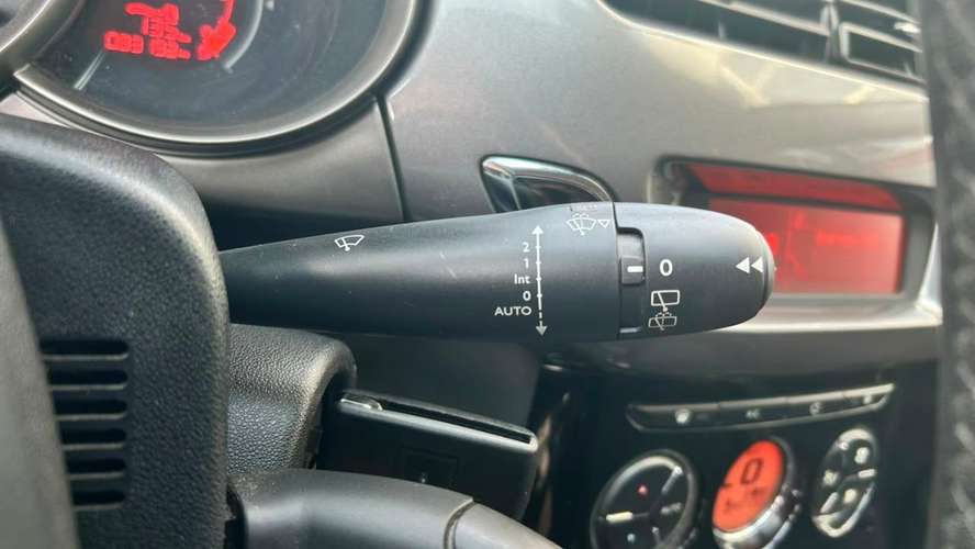 Citroen C3 Exclusive VTi 1.6 MT (2014) - Imagen 19