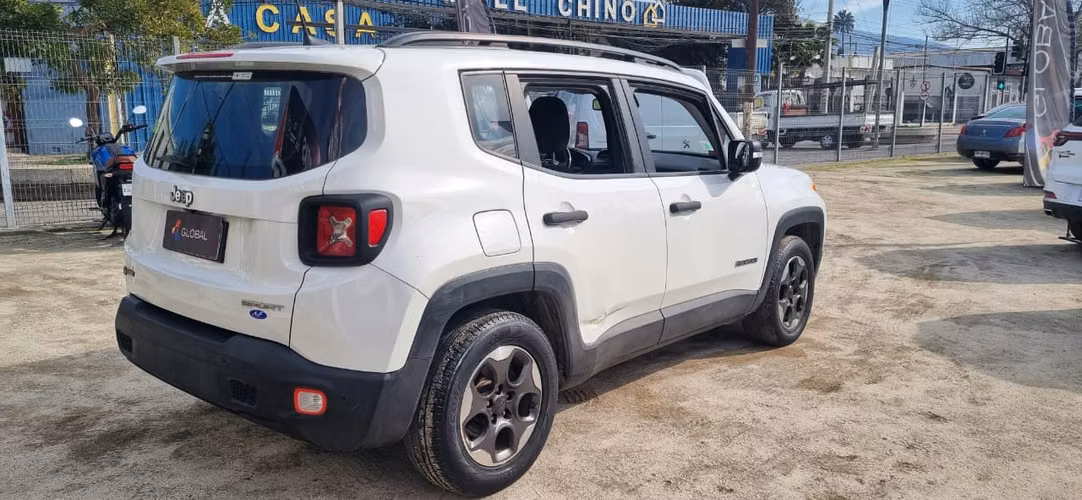 JEEP RENEGADE LX 1.8 MECANICO...UNICO DUEÑO