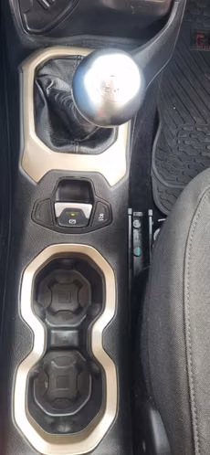 JEEP RENEGADE LX 1.8 MECANICO...UNICO DUEÑO