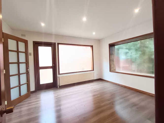 Oficina con uso comercial en pericentro  (178958)