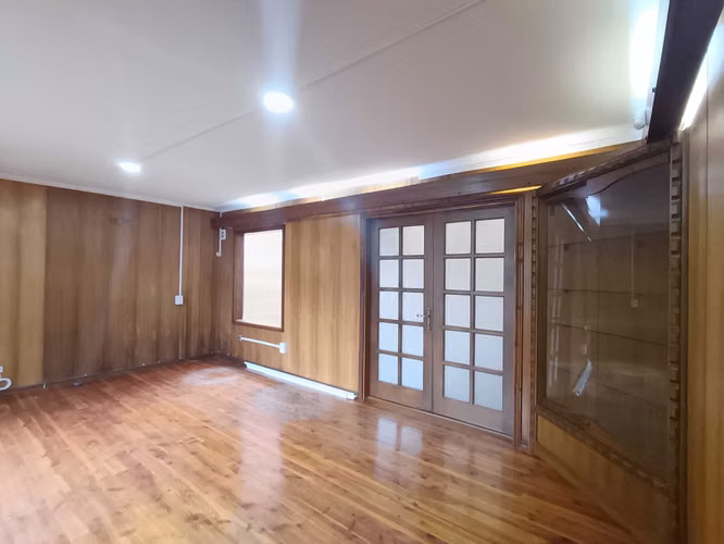 Oficina con uso comercial en pericentro  (178958)