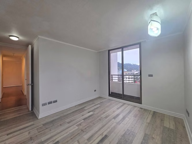 Departamento, Victor Lamas,  frente a UdeC, Concepción