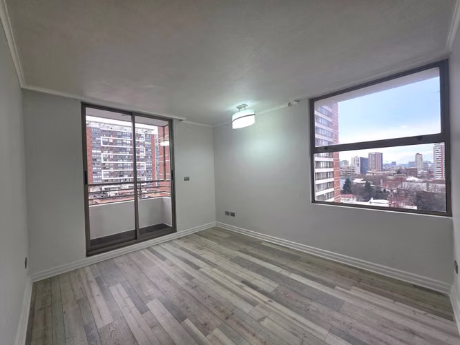 Departamento, Victor Lamas,  frente a UdeC, Concepción