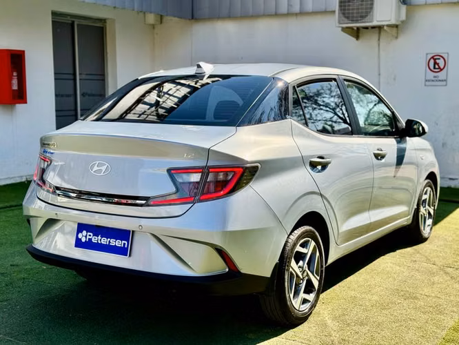 HYUNDAI GRAND I-10 AI3 SEDAN 1.2 AT PLUS FL - 2025 | 2957