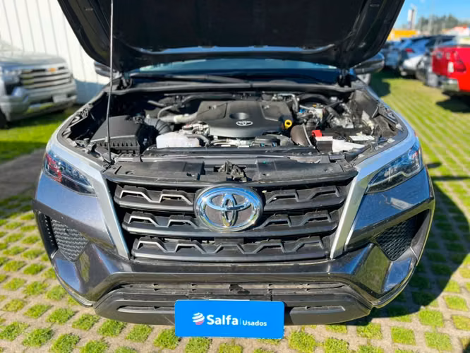 Toyota Fortuner 2.8 SR5 TDI DIESEL 4X4 AT 5P 2024