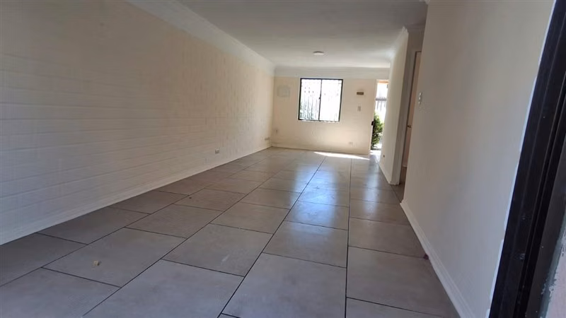Casa en venta de 3 dorm. en Maipú