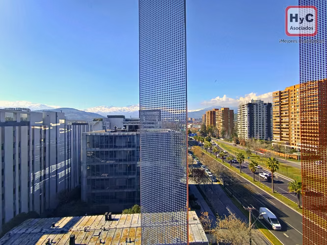 EN ARRIENDO | OFICINA EN VITACURA | 2 ESPACIOS PRIVADOS | RECEPCIÓN | ESPACIO INTERMEDIO
