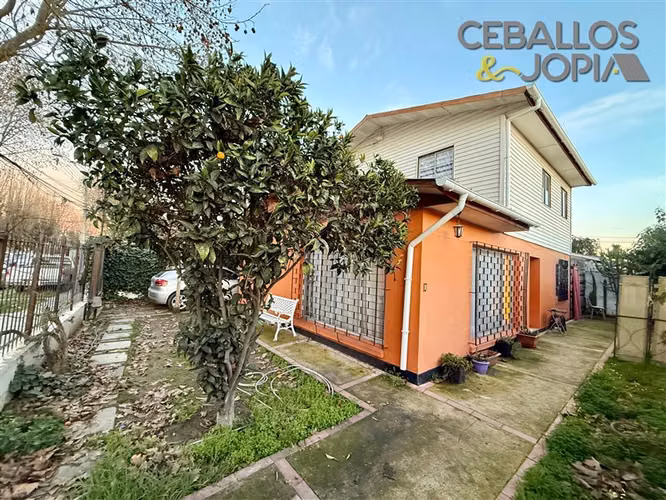 Casa en venta de 5 dorm. en Villa Alemana