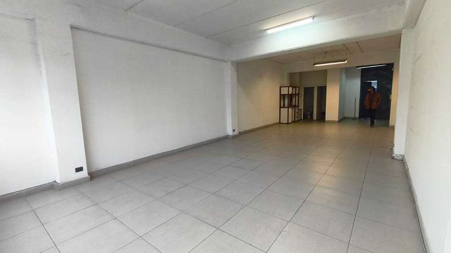 Espacio Ideal para Almacenamiento Seguro (178973)