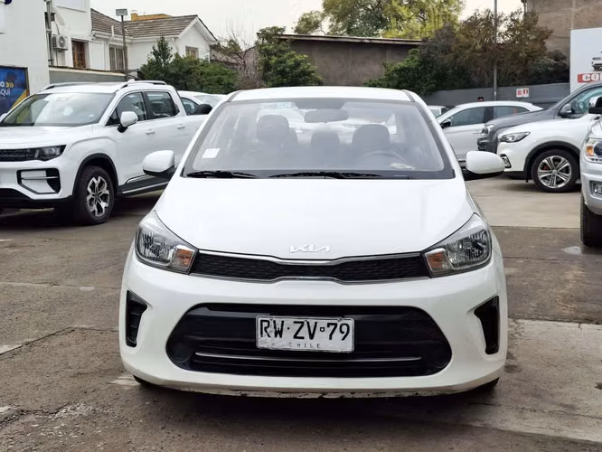 KIA SOLUTO 2022