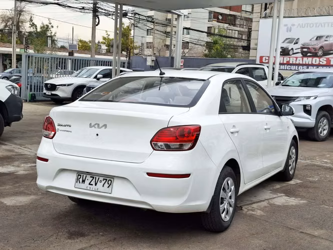 KIA SOLUTO 2022