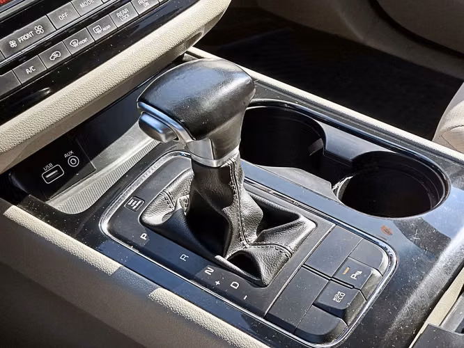 KIA GRAND CARNIVAL 2018