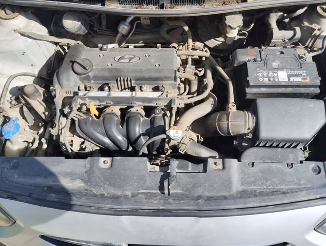 Hyundai Accent Hatchback 2012 1.4  GLS AC ABS
