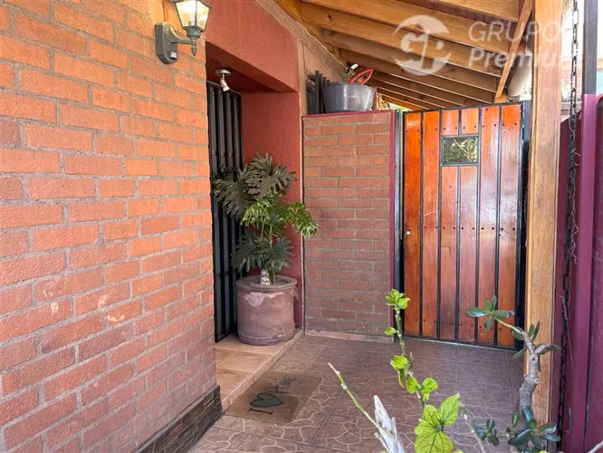 OPORTUNIDAD!!! ARRIENDO CASA 3 dorm. 3 baños en Maipú.