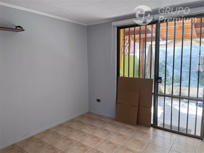 OPORTUNIDAD!!! ARRIENDO CASA 3 dorm. 3 baños en Maipú.