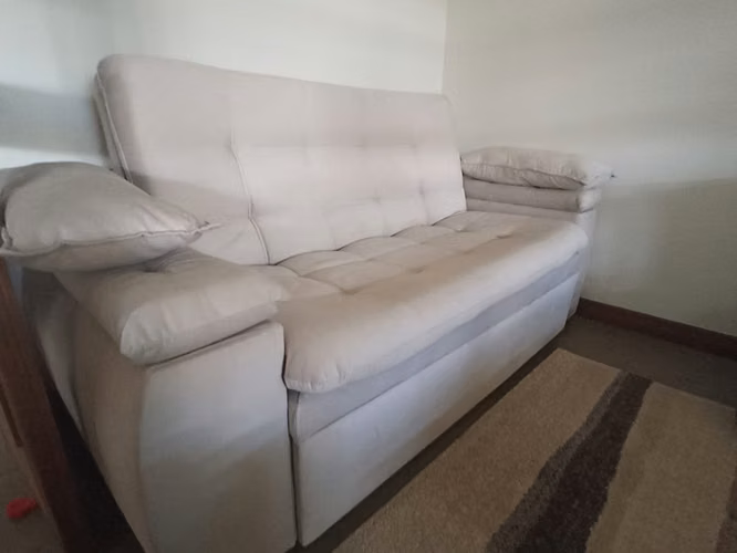 Se vende Sofá cama usado
