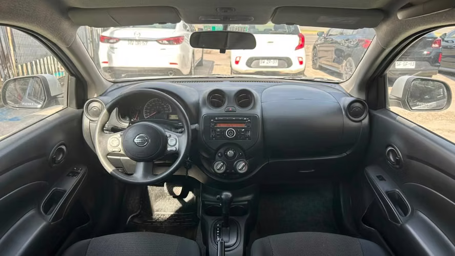 Nissan Versa Sense 4X2 1.6 AUT 4P (2013)