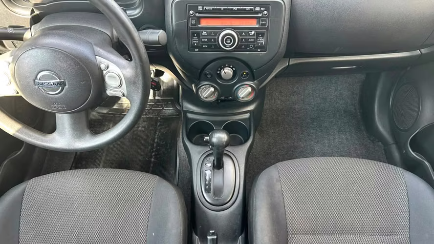 Nissan Versa Sense 4X2 1.6 AUT 4P (2013)