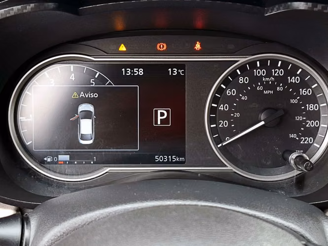 NISSAN VERSA 2022