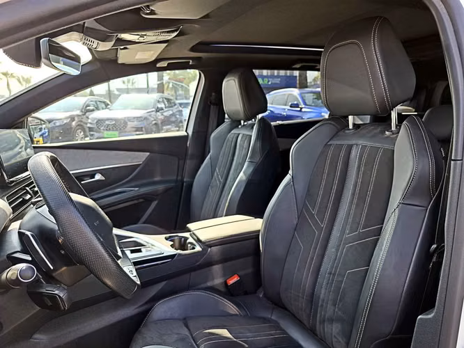 PEUGEOT 5008 2024