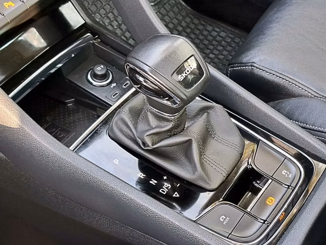 SKODA KAROQ 2024