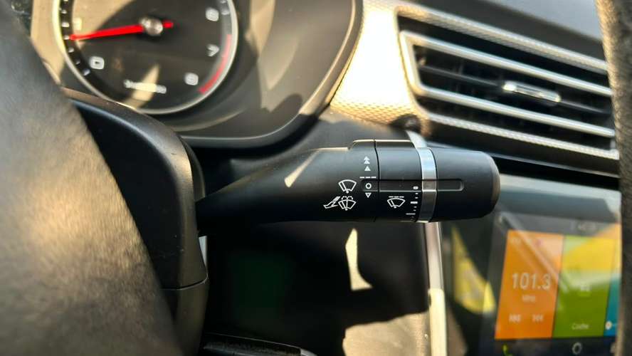 MG 5 1.5 MT (2021) - Imagen 19