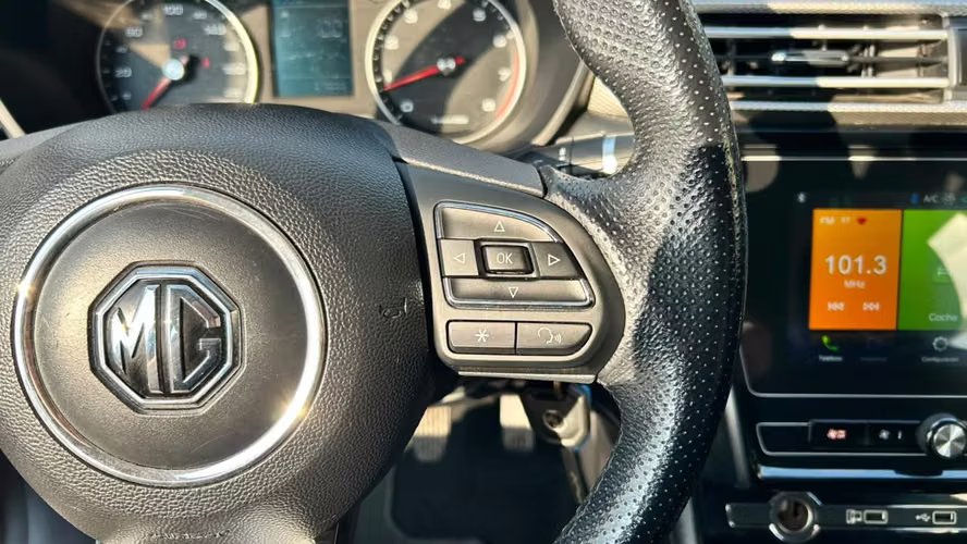 MG MG 5 1.5 MT (2021)