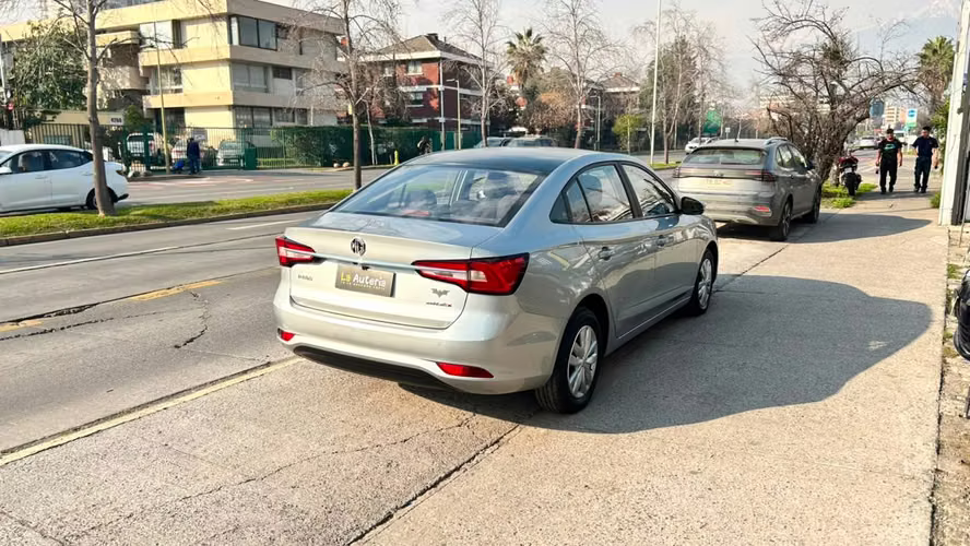 MG MG 5 1.5 MT (2021)