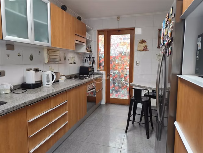 Casa en venta de 6 dorm. en Concón