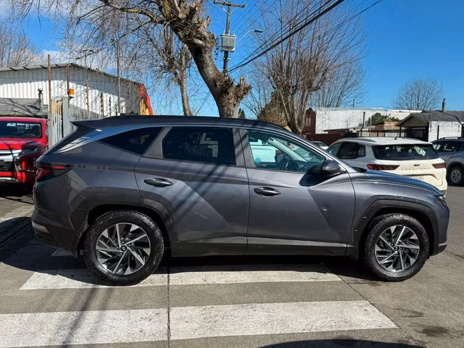 HYUNDAI TUCSON 2025