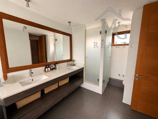 Casa en venta de 5 dorm. Piedra Roja en Colina