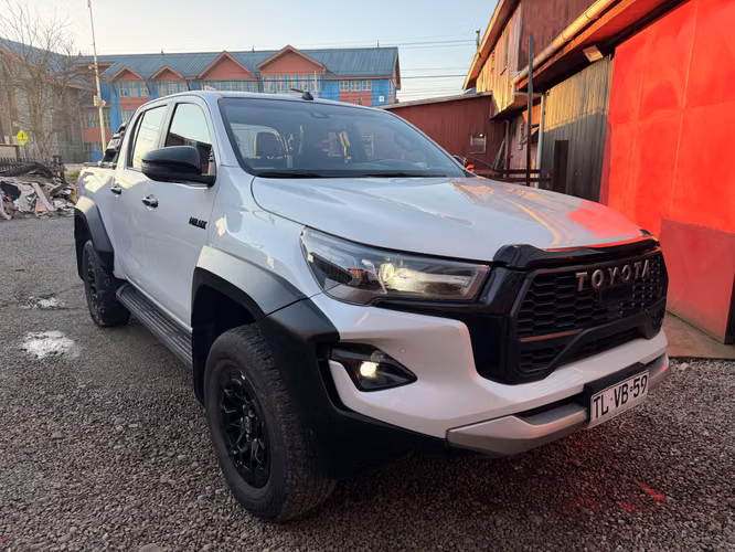 toyota hilux gr 2024