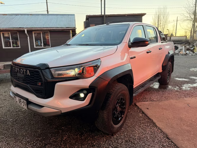 toyota hilux gr 2024
