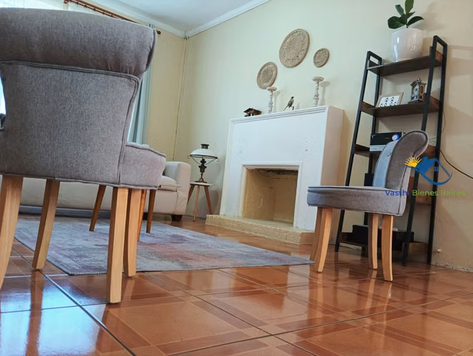 Casa esquina, amplia y luminosa, un nivel Altos de Chiguayante.
