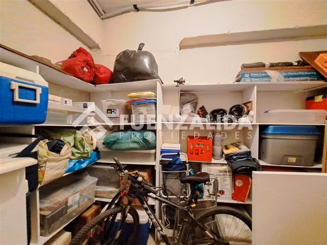 Impecable 4 dormitorios más servicios. en Las Condes