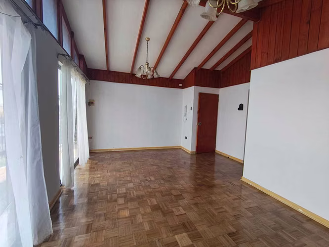 Casa en arriendo en La Serena (179001)