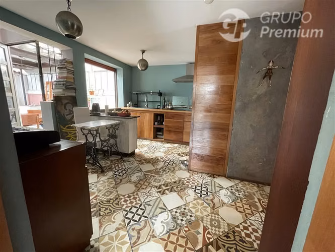 Casa en venta de 4D, 2B, 3E en Ñuñoa, pasaje seguro - Imagen 11