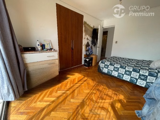 Casa en venta de 4D, 2B, 3E en Ñuñoa, pasaje seguro - Imagen 43