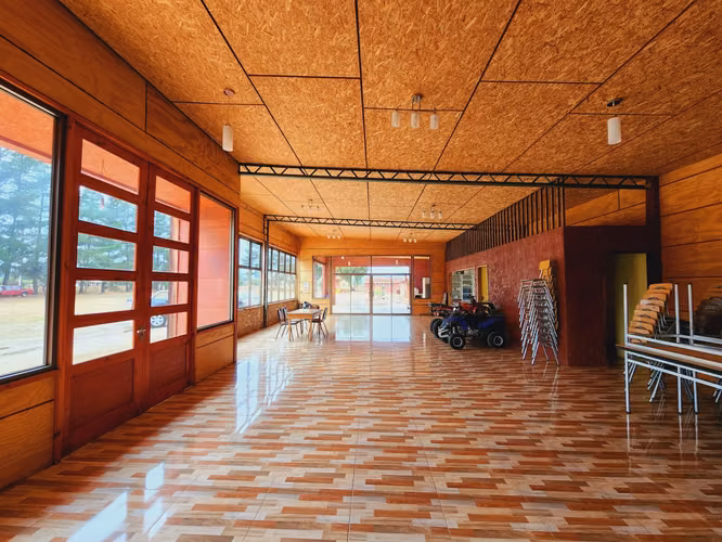 VENTA DE CENTRO DE EVENTOS CON EXCELENTE UBICACION