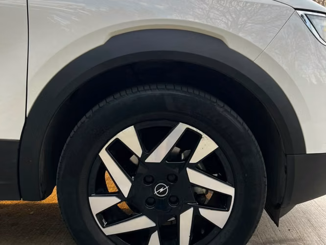 OPEL Mokka 1.2T Elegance AT8 año 2024 - Imagen 9