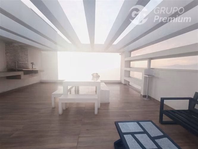 Vive Frente al Mar en Exclusivo Penthouse Amoblado