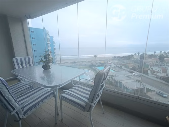 Vive Frente al Mar en Exclusivo Penthouse Amoblado
