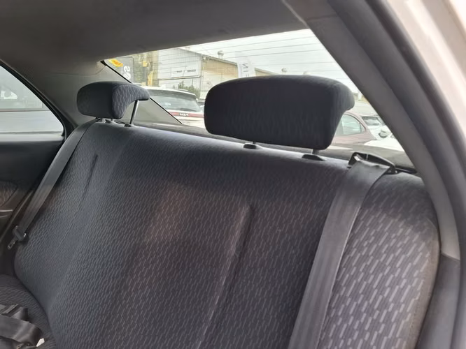 TOYOTA YARIS 2010